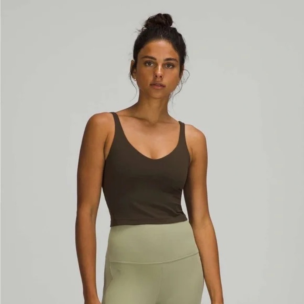 Pick Your Color: Lululemon Poolside and Olive Align Cropped Tops 🫐 🫒